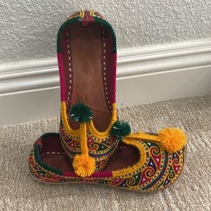 Afghani Shoes